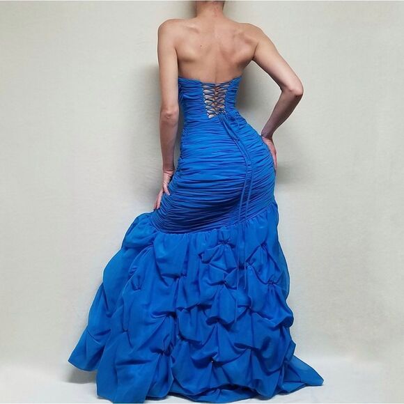 JOLI Prom Blues Ruched Sequin Beaded Bubble Hem Strapless Formal Maxi Dress 12 - Picture 4 of 16